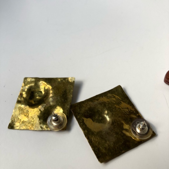 Vintage | Hammered Metal Statement Stud Earrings - Picture 6 of 10
